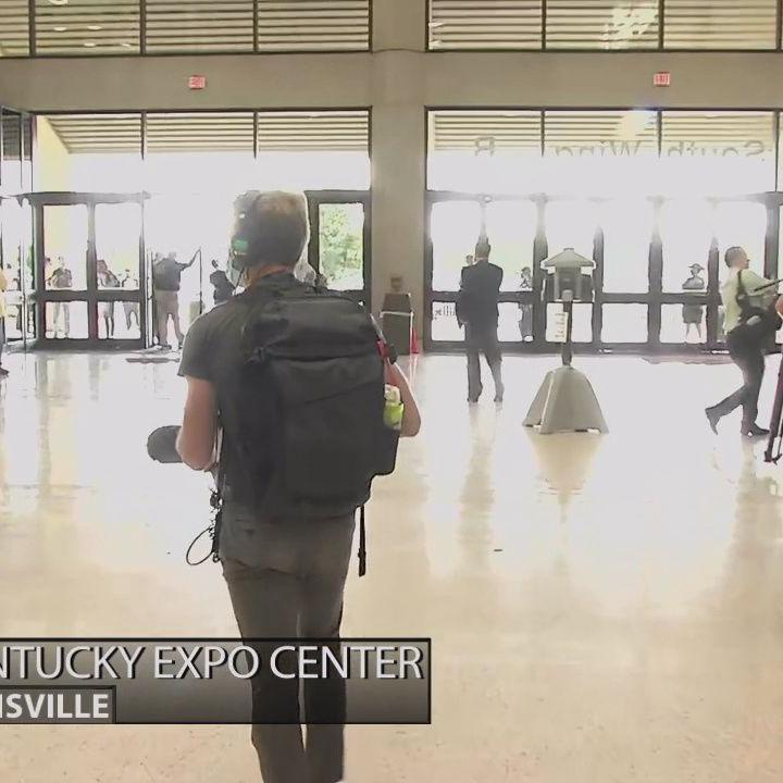 Traffic delays around Ky. Expo Center prompt court to extend voting hours
